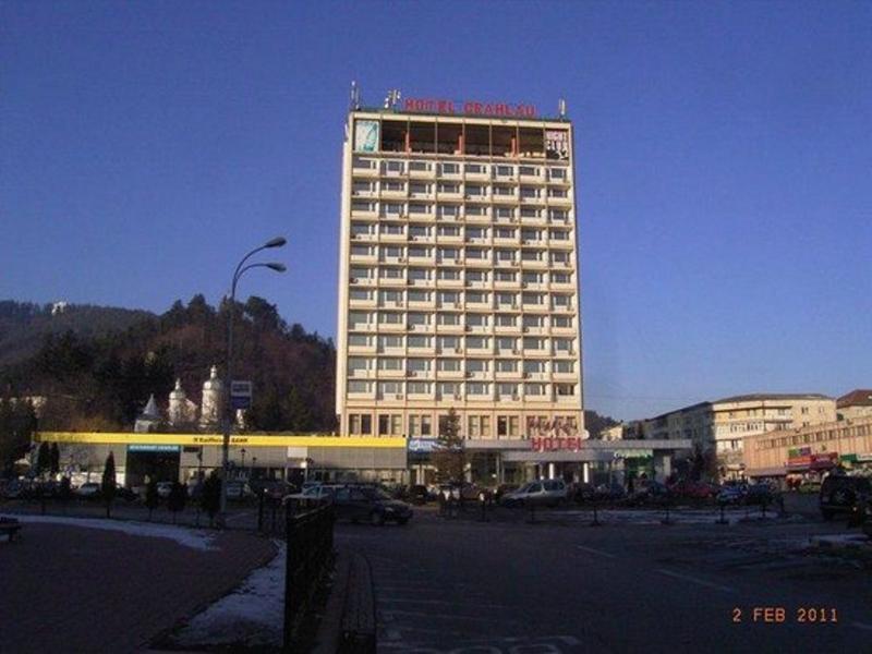 Grand Hotel Ceahlau Piatra Neamţ Exteriör bild