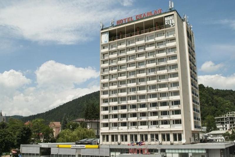 Grand Hotel Ceahlau Piatra Neamţ Exteriör bild