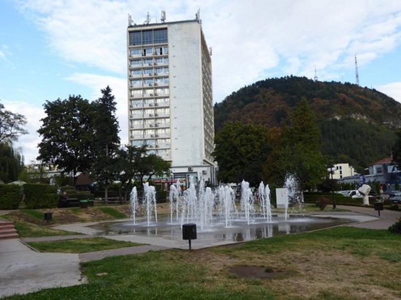 Grand Hotel Ceahlau Piatra Neamţ Exteriör bild